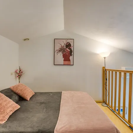 Desiree - D'hote * Agde